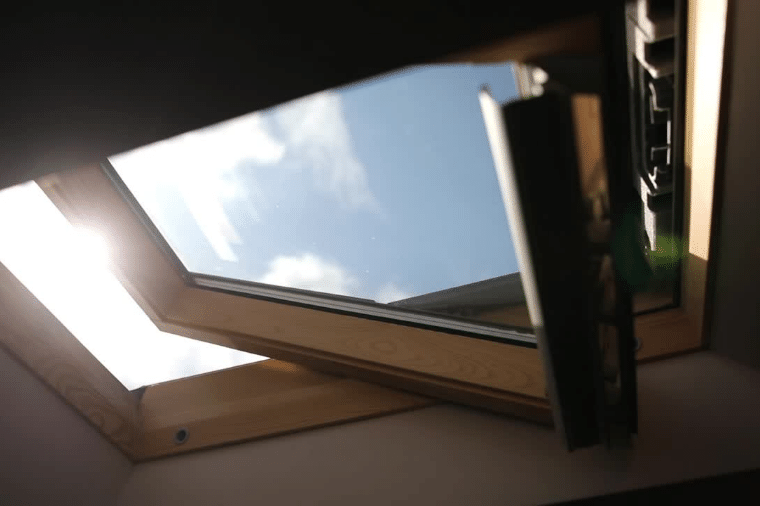 What You Need to Know: 5 Tips Before Installing a Skylight